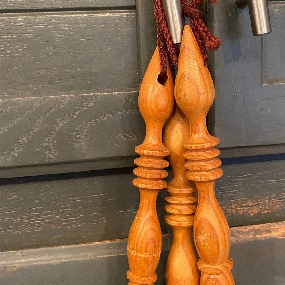 Vintage Wooden Utensil Set with Floral Design - Picture 13 of 16
